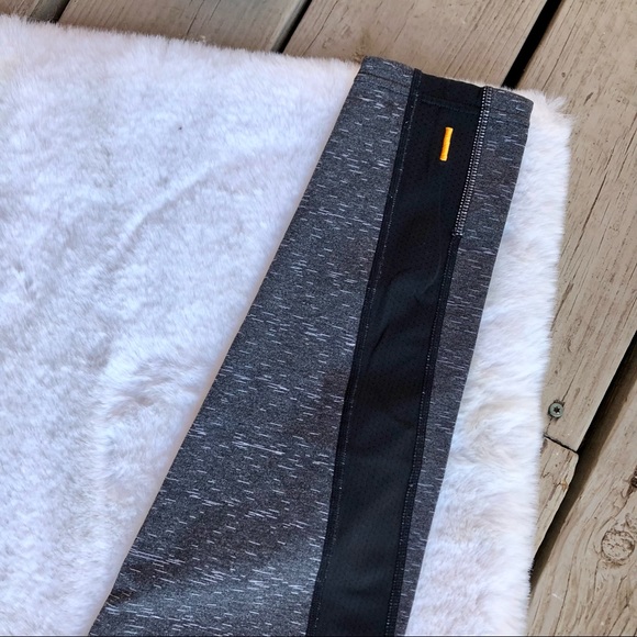 Lucy | Heathered Color Block Leggings - Picture 10 of 14